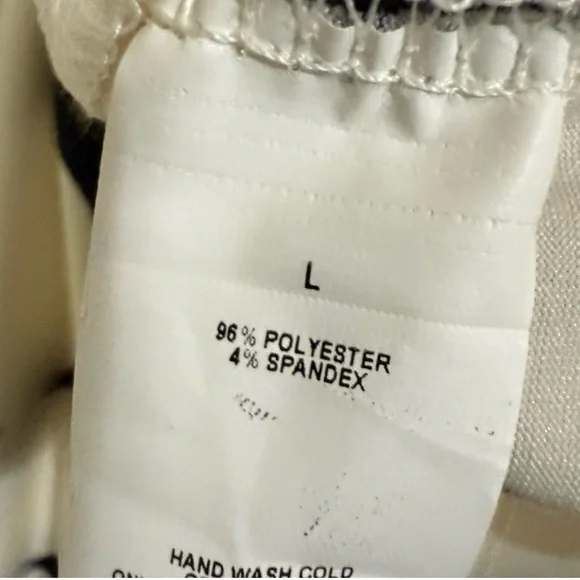 Cocomo Black and White Casual Zip Up Top - Picture 3 of 3